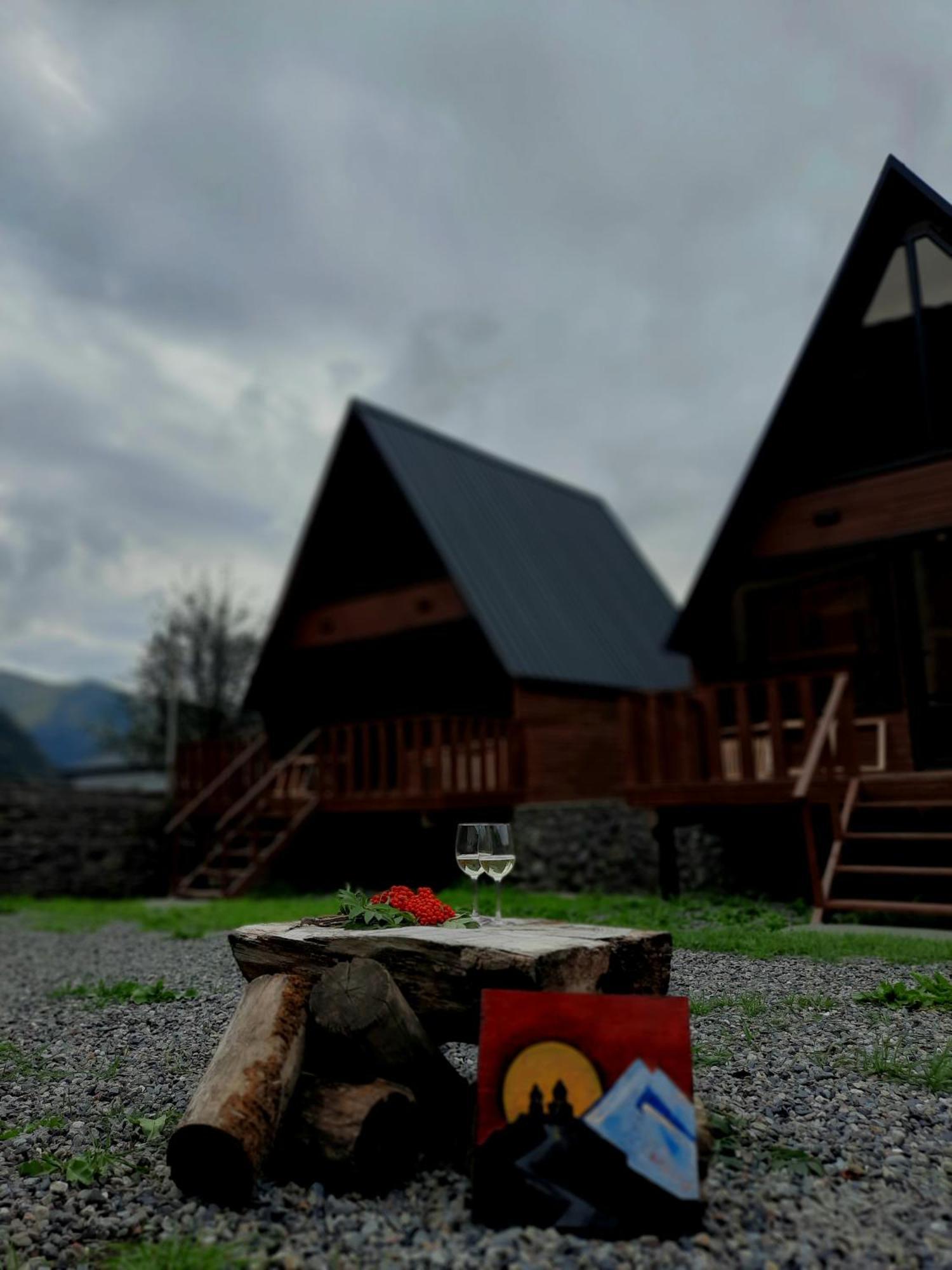 Trip Zone Kazbegi Apartman Kültér fotó