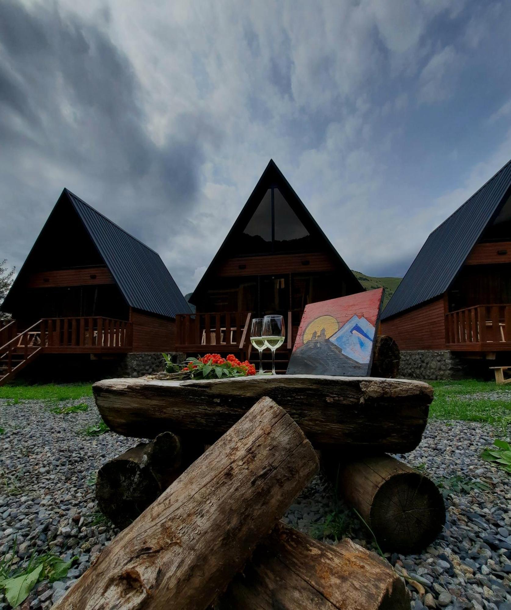 Trip Zone Kazbegi Apartman Kültér fotó