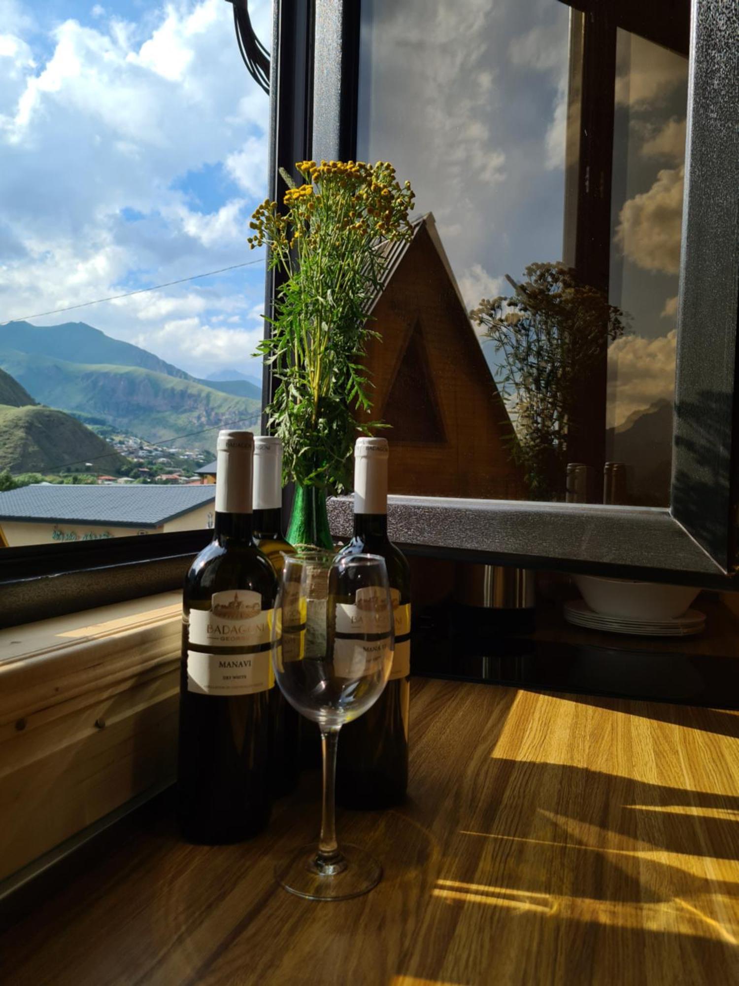 Trip Zone Kazbegi Apartman Kültér fotó