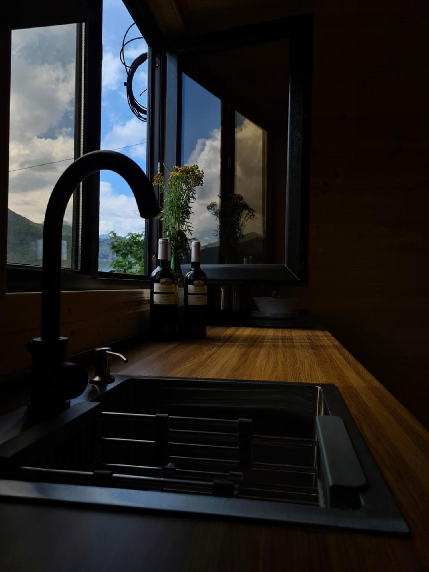 Trip Zone Kazbegi Apartman Kültér fotó