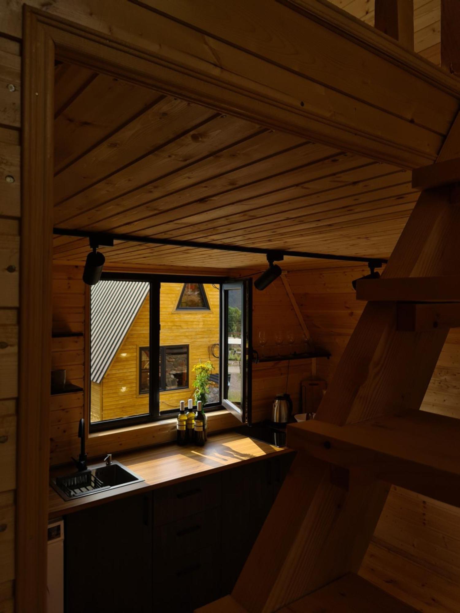 Trip Zone Kazbegi Apartman Kültér fotó